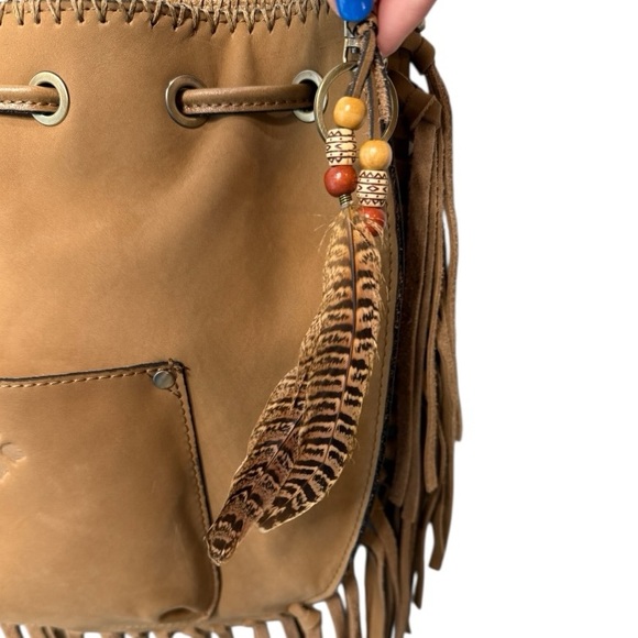 Patricia Nash Large Carrara Drawstring Leather Wheat Crossbody Fringe Western - Picture 6 of 16